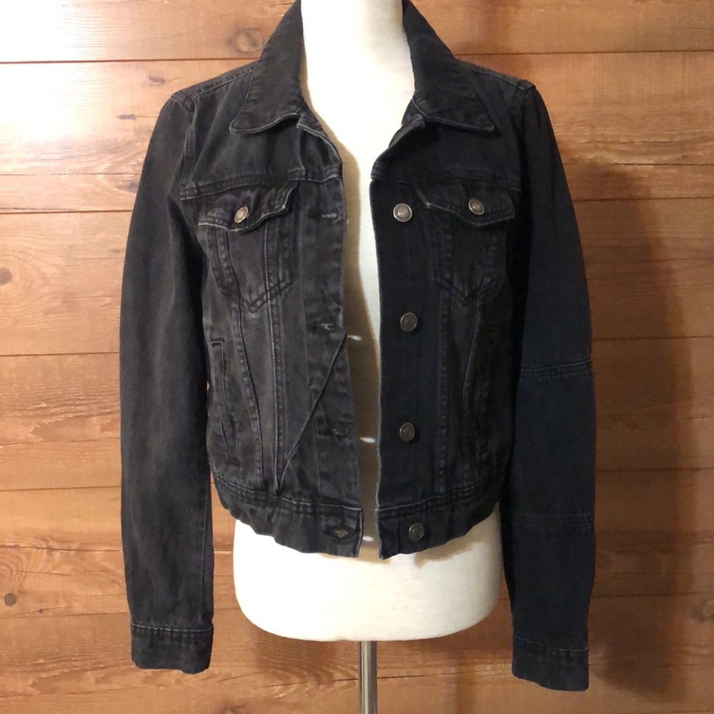 Free People sz XS We the Free Rumors black jean jacket